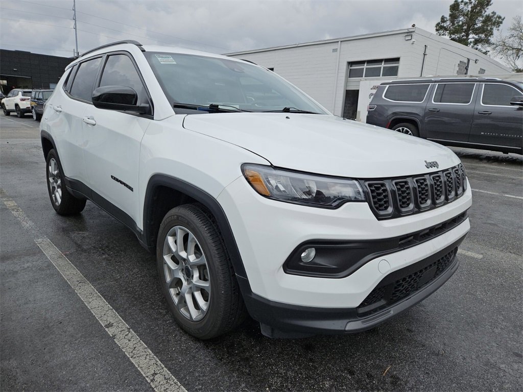 Certified 2025 Jeep Compass Latitude w/ Altitude Special Edition image 5