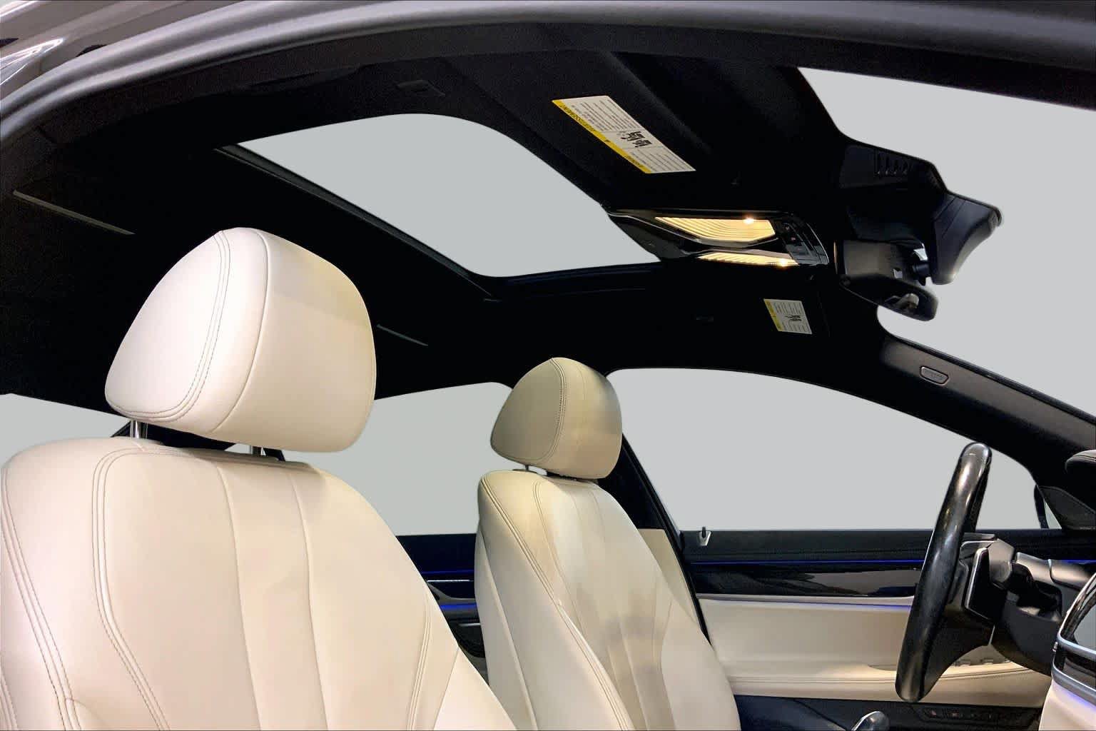 Used 2019 BMW 740i xDrive w/ M Sport Package AWD/4WD image 13