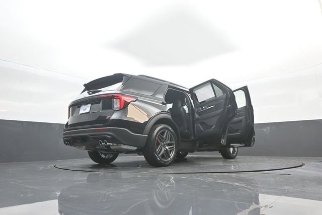 New 2026 Ford Explorer ST image 43