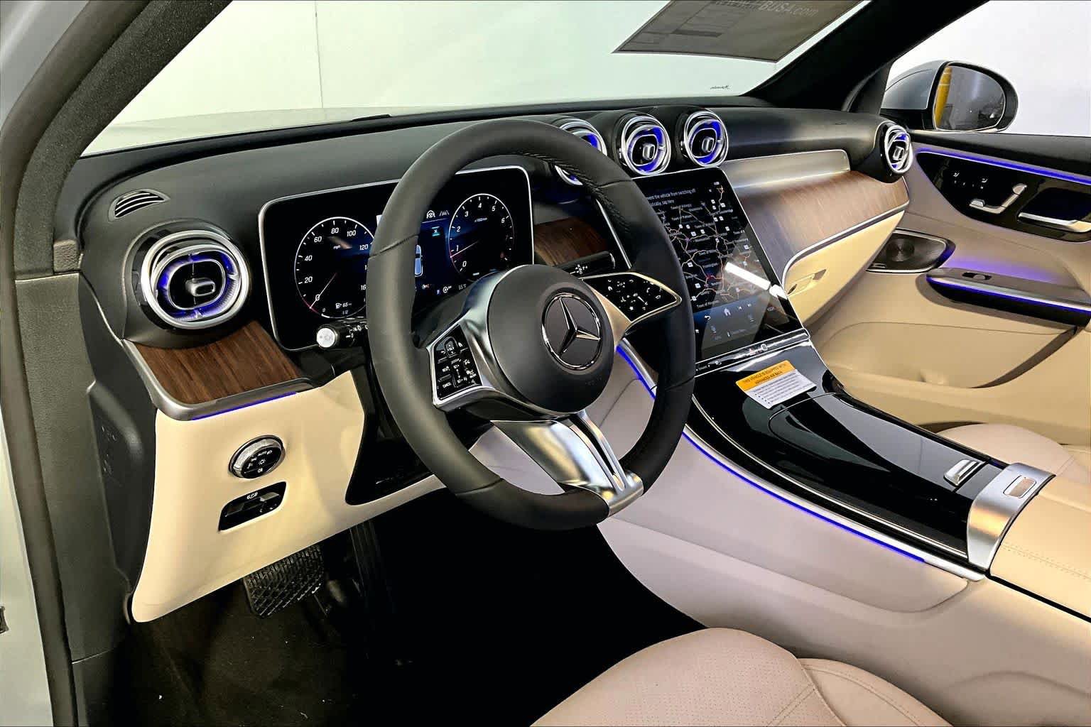 New 2026 Mercedes-Benz GLC 300 4MATIC image 9