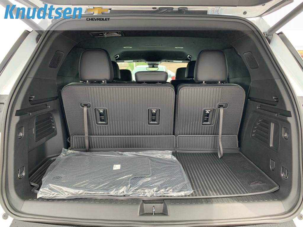 New 2026 Chevrolet Traverse LT w/ Midnight/Sport Edition AWD/4WD image 15