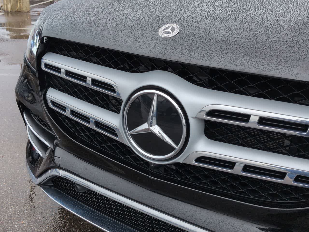 Used 2023 Mercedes-Benz GLS 450 4MATIC image 11