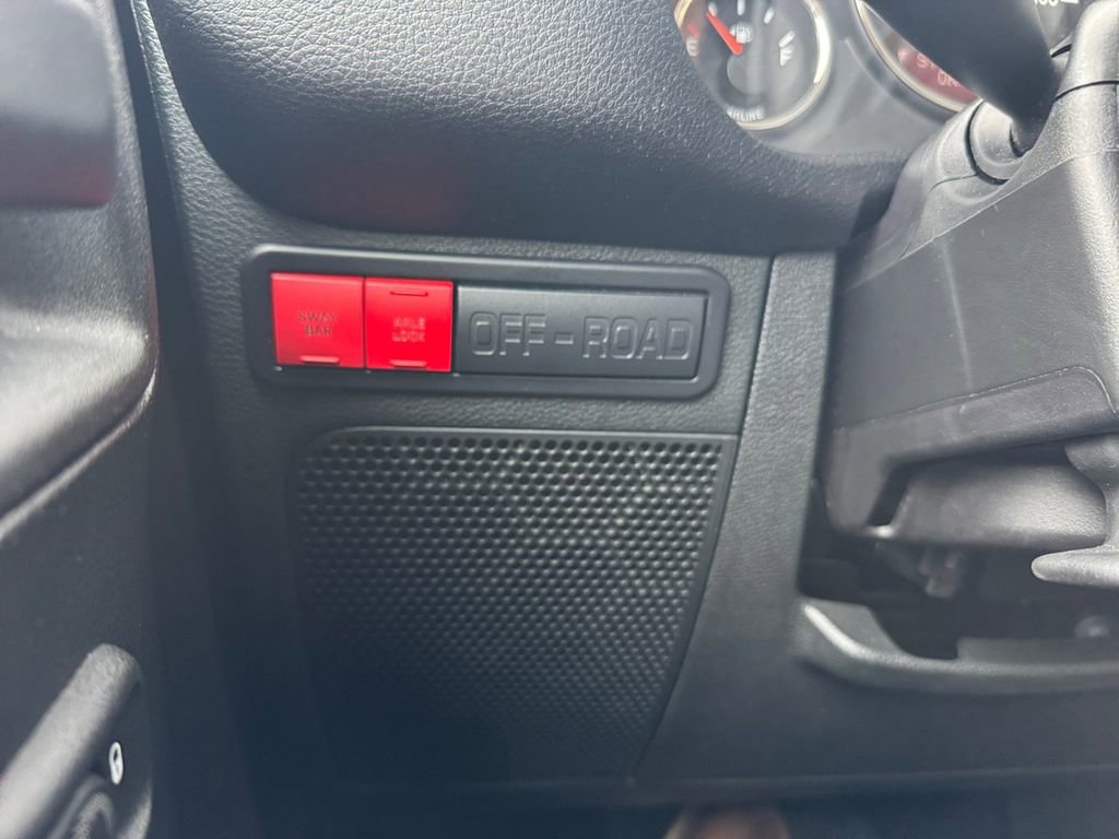 Used 2017 Jeep Wrangler Unlimited Rubicon image 28