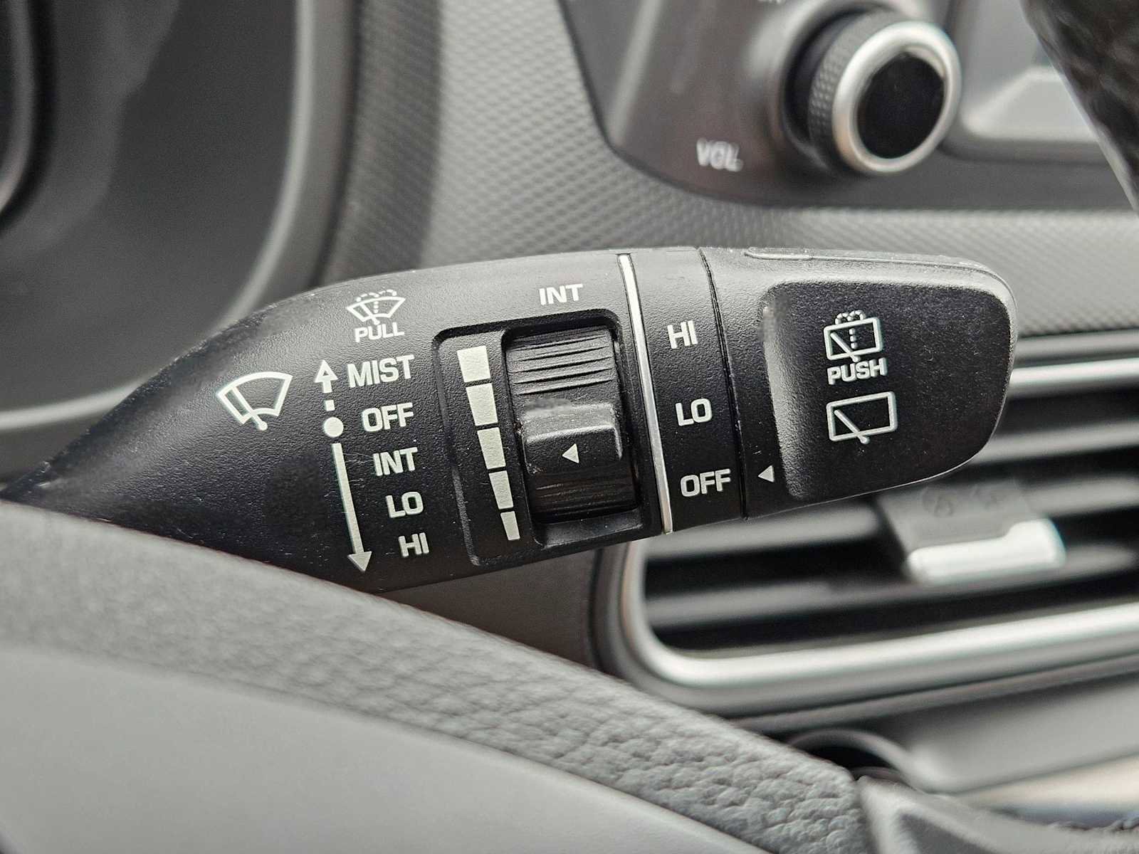 Used 2019 Hyundai Kona Limited image 26