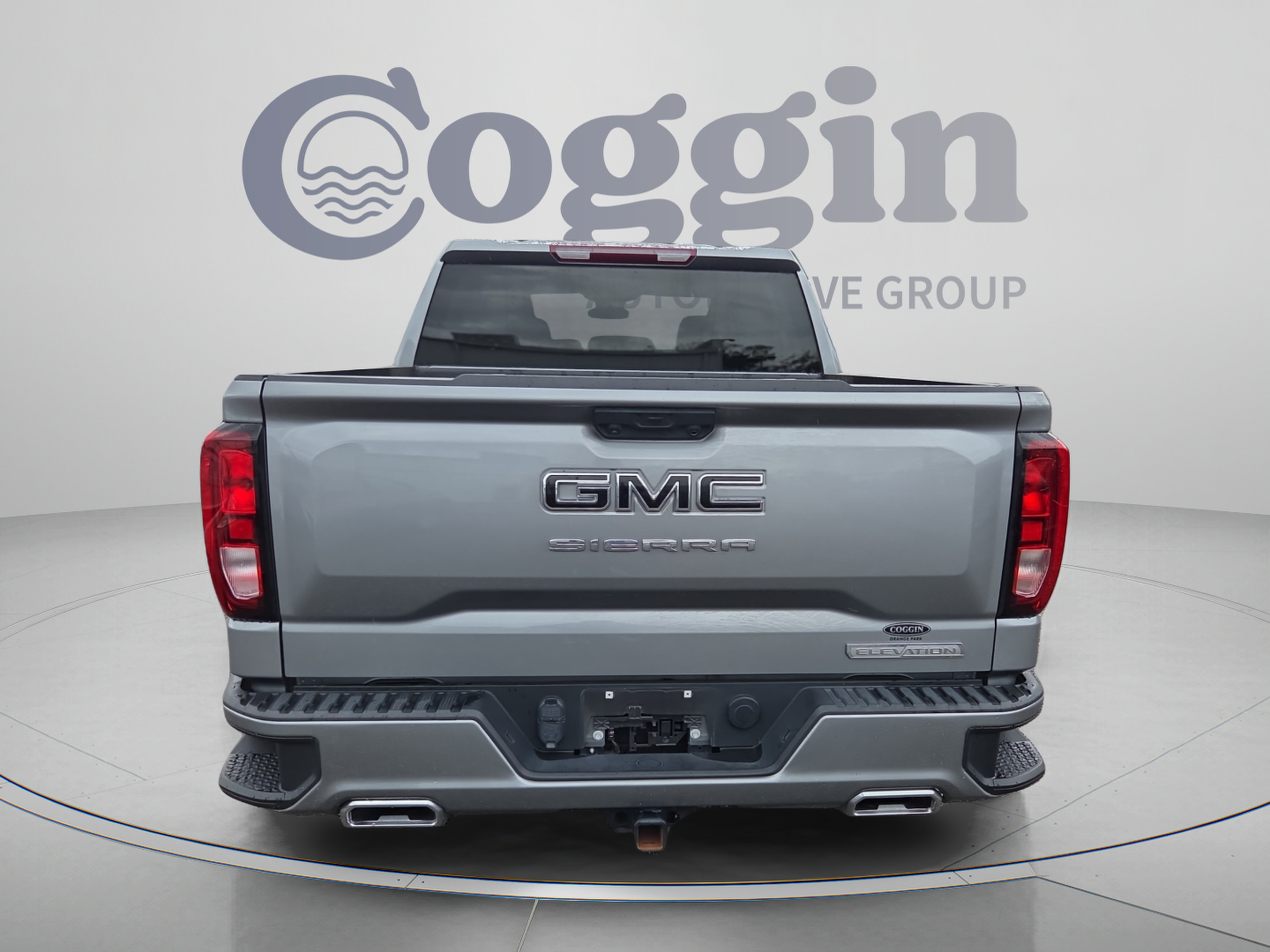 Used 2024 GMC Sierra 1500 Elevation AWD/4WD image 4