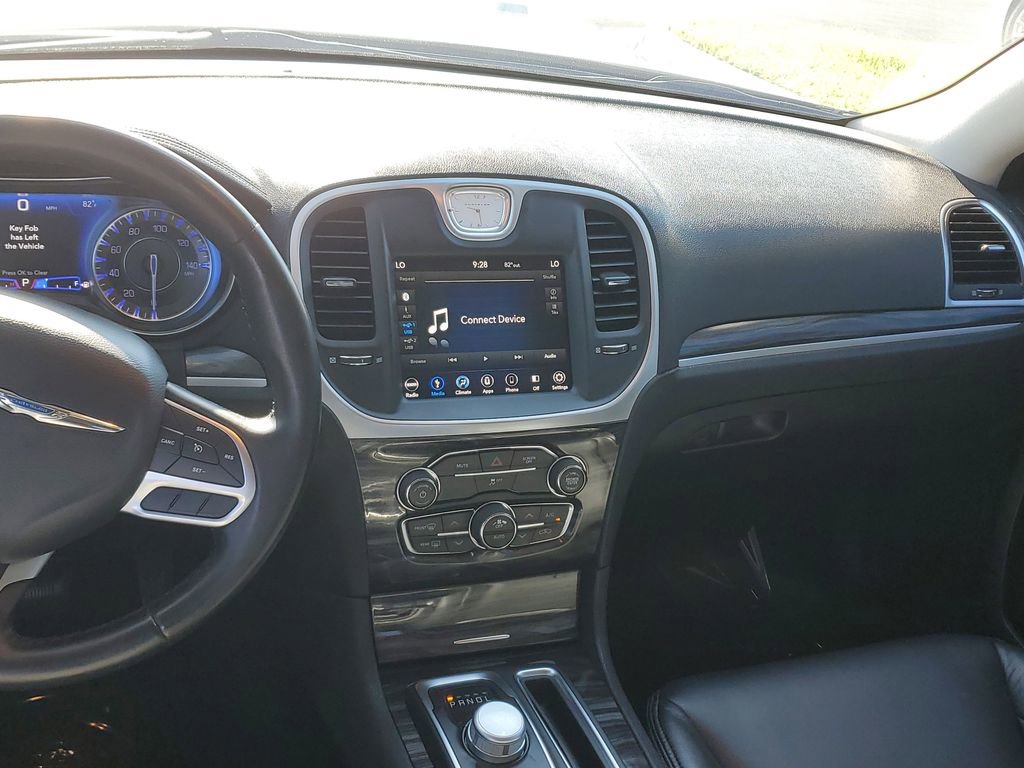 Used 2019 Chrysler 300 Touring w/ Sport Appearance Package RWD image 19