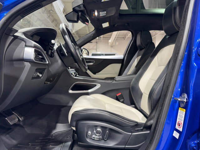 Used 2020 Jaguar F-PACE R-Sport image 11