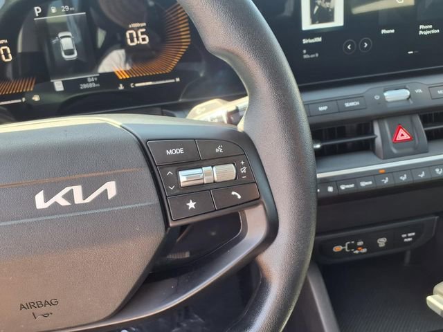 Used 2025 Kia K4 LXS FWD image 19