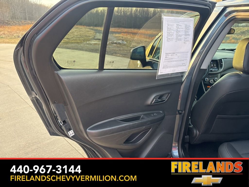 Certified 2022 Chevrolet Trax LT w/ Driver Confidence Package image 36