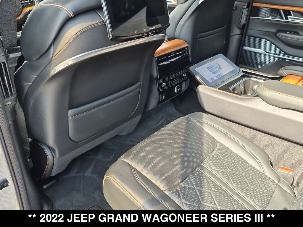 Used 2022 Jeep Grand Wagoneer Series III w/ Rear Seat Video Group 1 AWD/4WD image 30