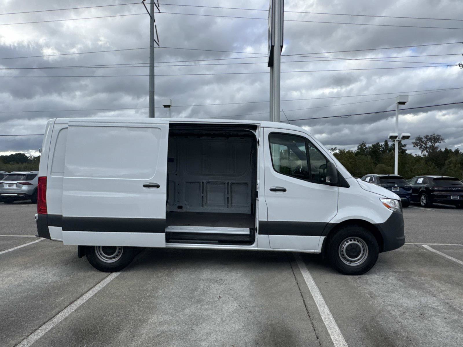 New 2025 Mercedes-Benz Sprinter 2500 image 3