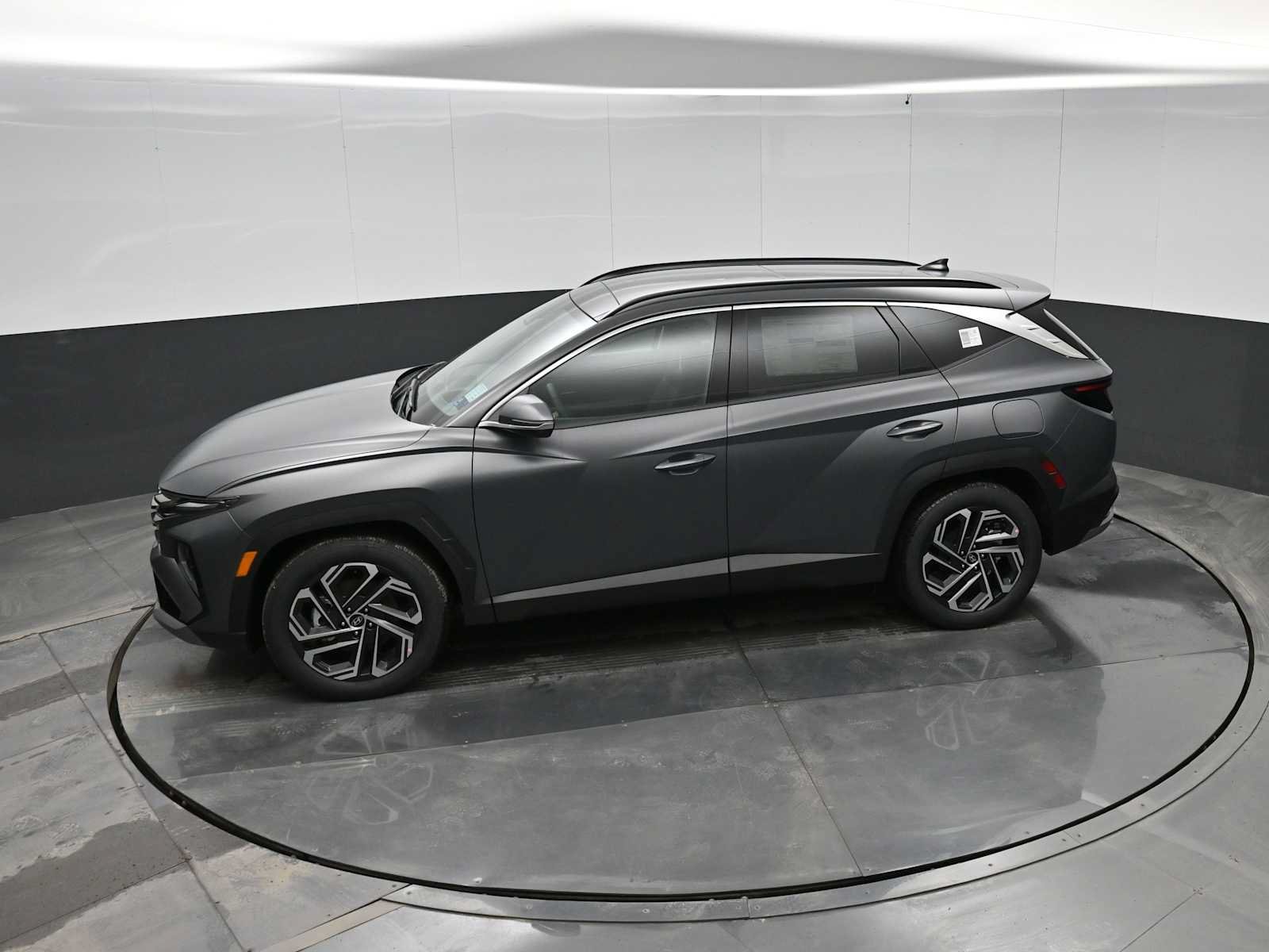 New 2026 Hyundai Tucson Limited FWD image 25