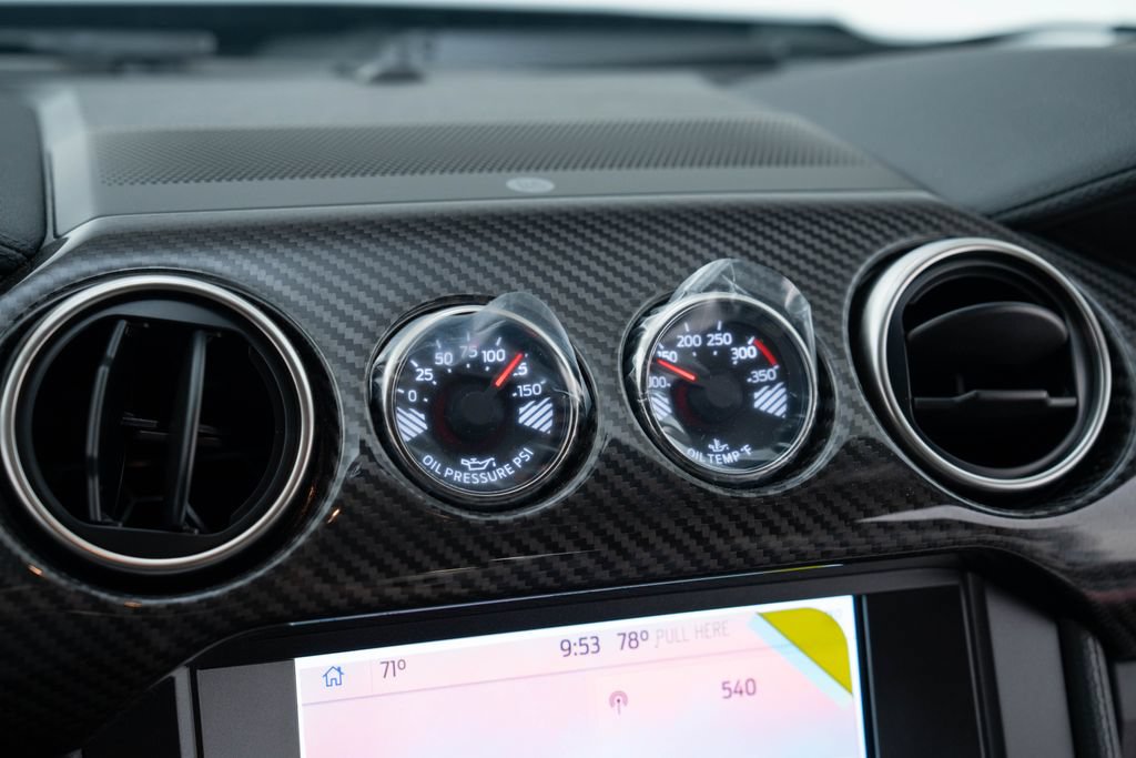 Used 2022 Ford Mustang Shelby GT500 w/ Carbon Fiber Track Pack RWD image 33