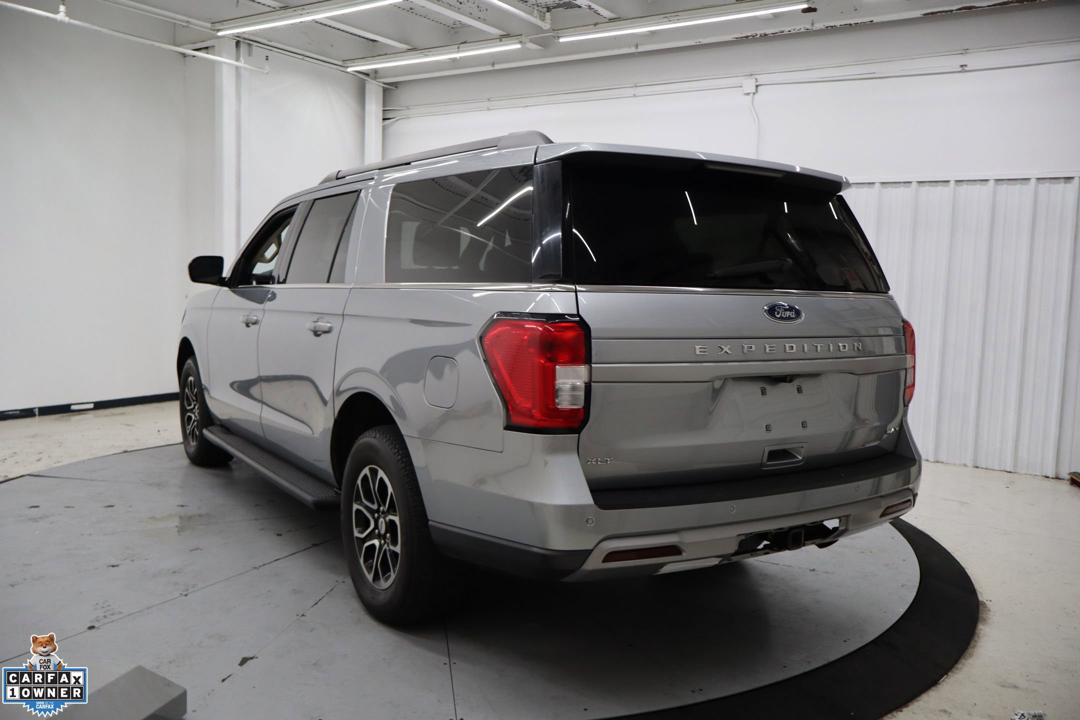 Certified 2024 Ford Expedition Max XLT image 8