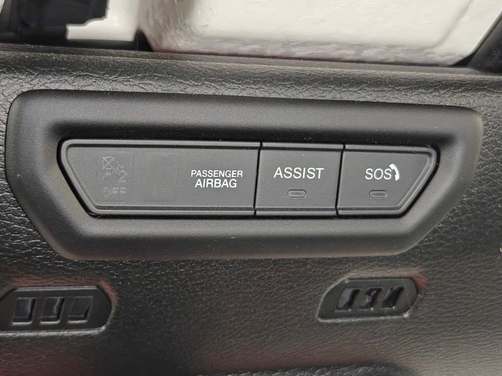 Used 2023 Jeep Gladiator Willys image 11