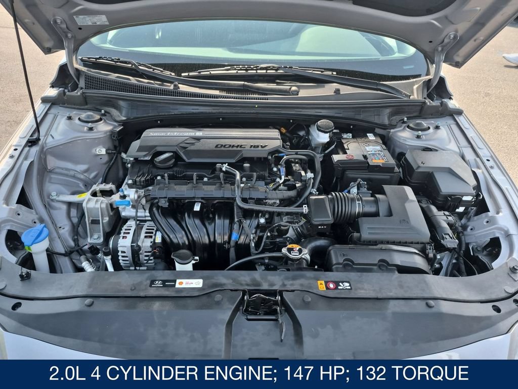 Certified 2025 Hyundai Elantra Sport FWD image 32