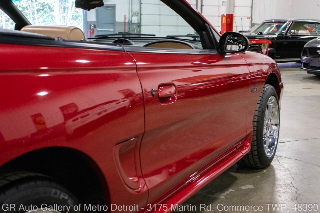 Used 1997 Ford Mustang GT RWD image 24