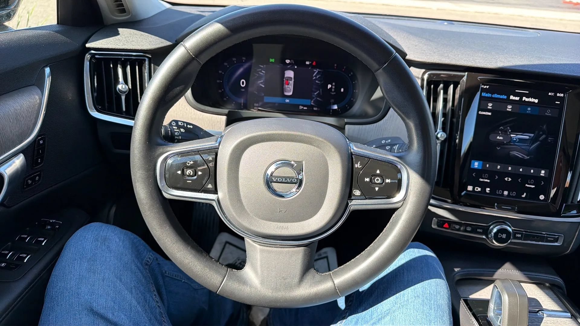 Used 2024 Volvo S90 B6 Plus AWD/4WD image 10