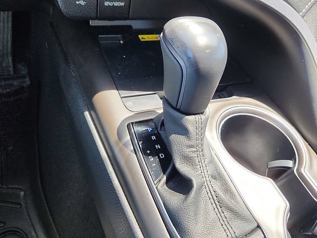 Used 2022 Toyota Camry XSE FWD image 15