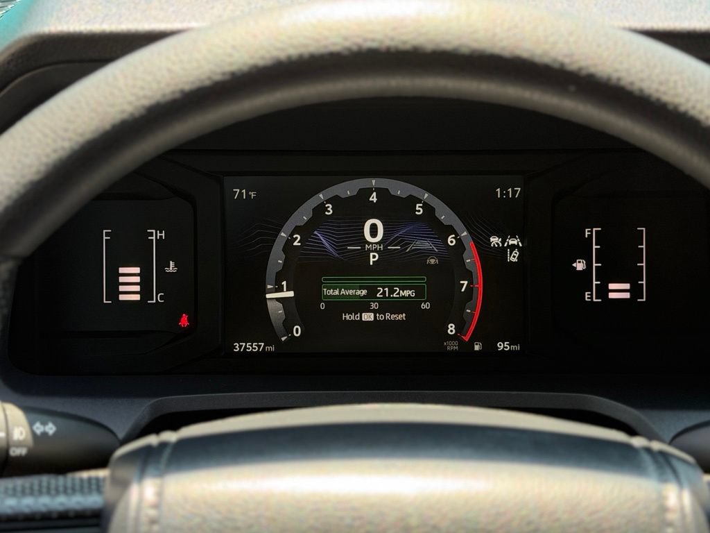 Used 2024 Toyota Tacoma SR5 AWD/4WD image 13