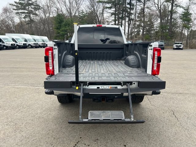 Used 2024 Ford F350 Lariat w/ Lariat Ultimate Package AWD/4WD image 11