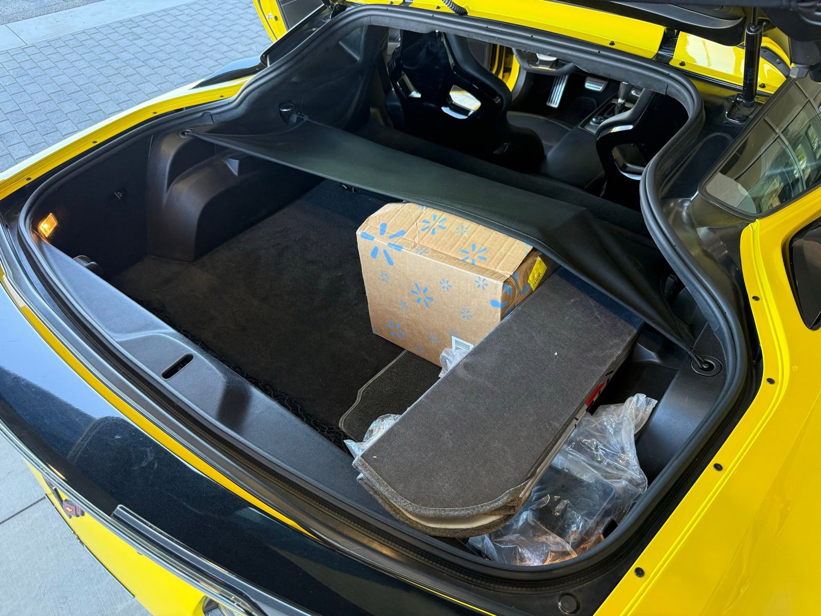 Used 2016 Chevrolet Corvette Z06 w/ 3LZ Preferred Equipment Group image 43