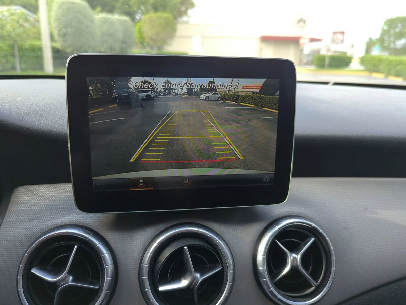Used 2018 Mercedes-Benz CLA 250 image 16