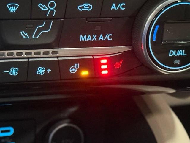 Used 2021 Ford Escape Titanium AWD/4WD image 26