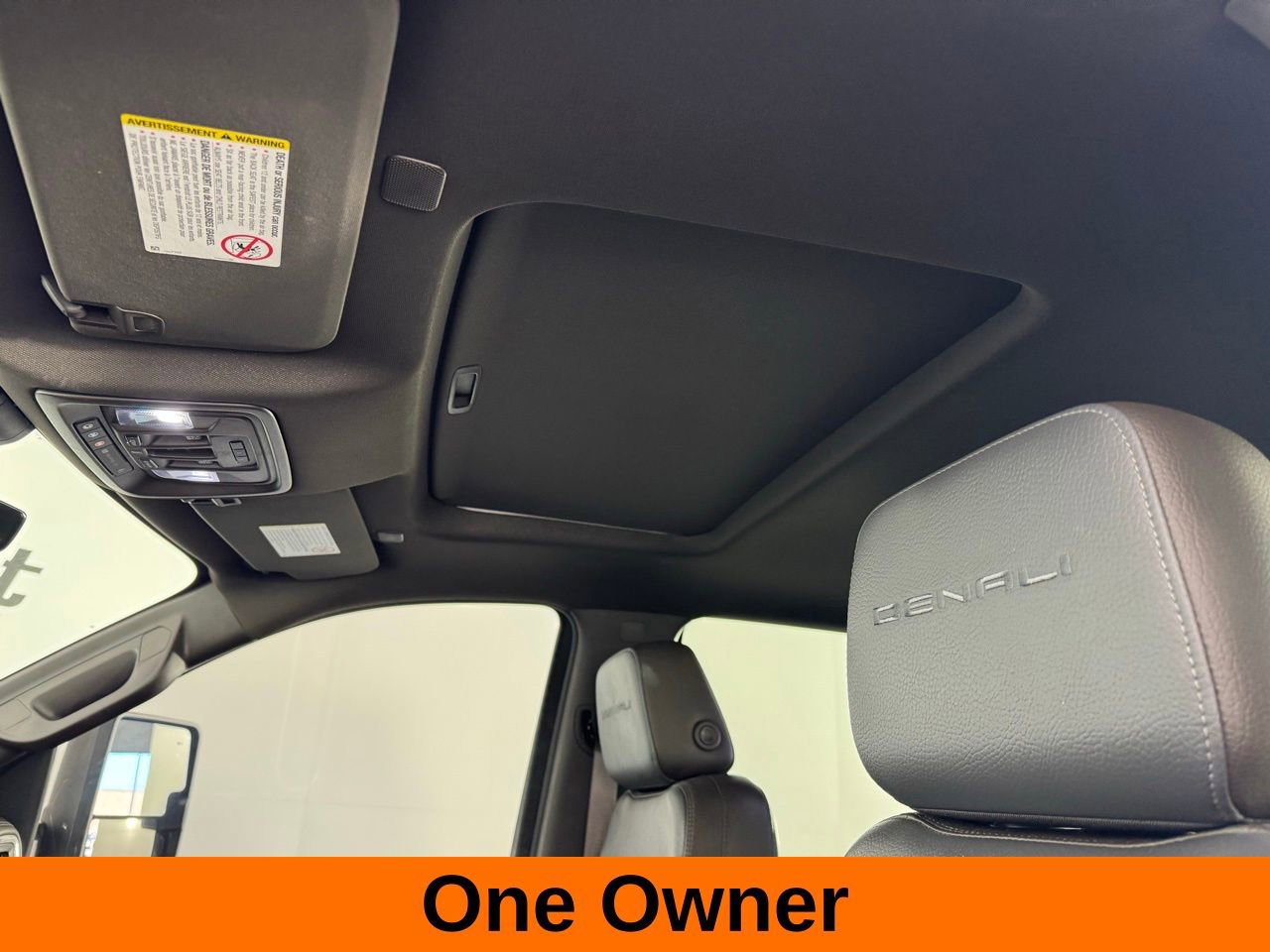 Used 2022 GMC Sierra 2500 Denali w/ Denali Ultimate Package image 3