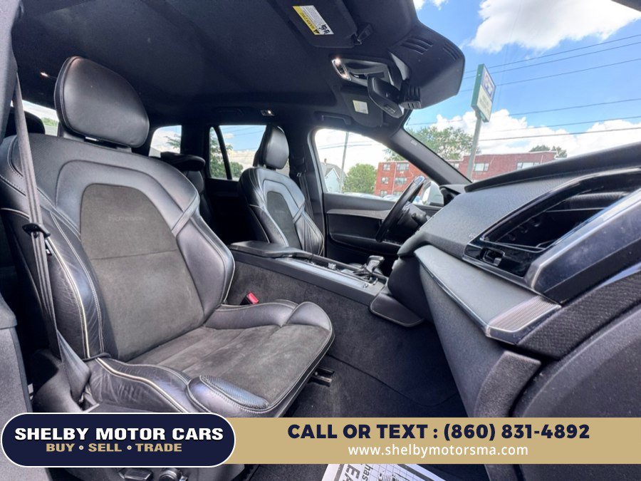 Used 2016 Volvo XC90 T6 R-Design w/ Vision Package AWD/4WD image 18
