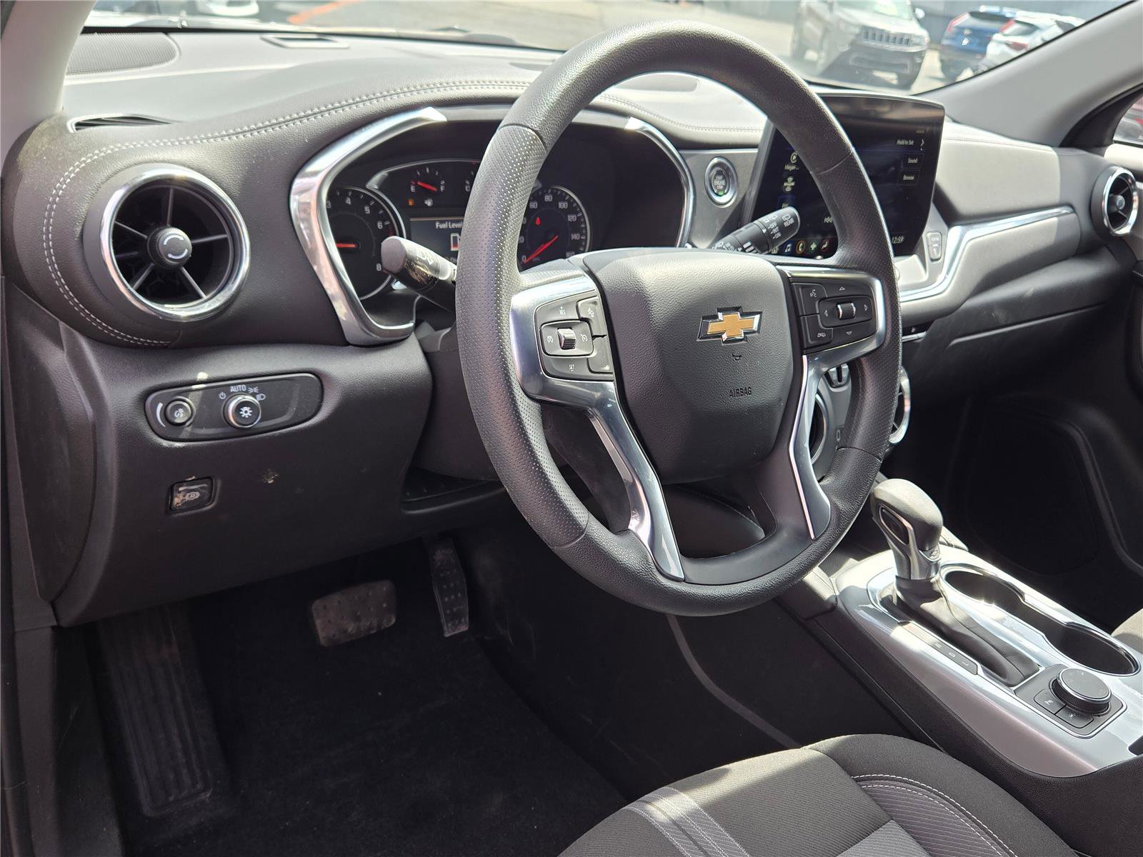 Used 2024 Chevrolet Blazer LT w/ Driver Confidence Package image 19