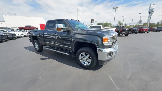 Certified 2018 GMC Sierra 2500 SLT w/ Snow Plow Prep Package AWD/4WD image 2