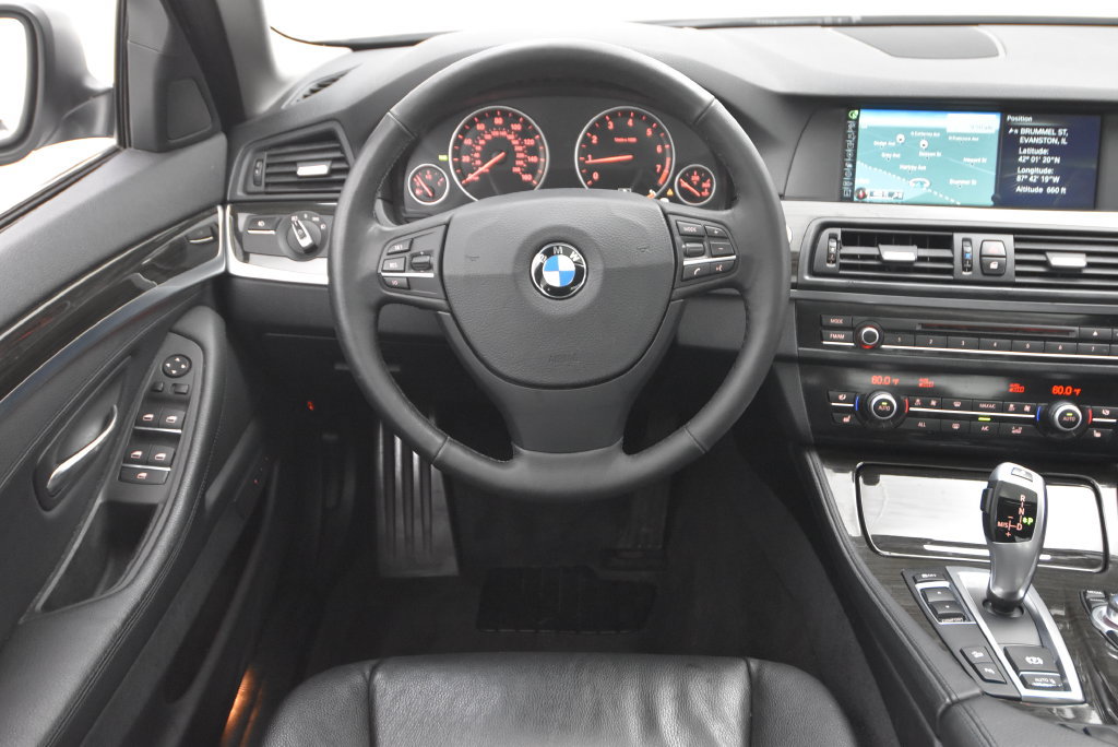 Used 2013 BMW 528i xDrive Sedan AWD/4WD image 27