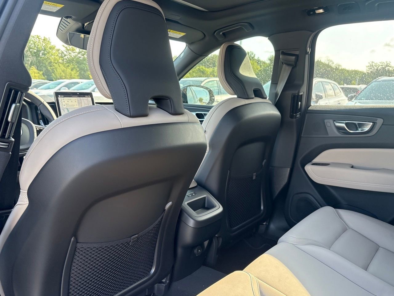 New 2026 Volvo XC60 B5 Plus w/ Protection Package Premier image 21