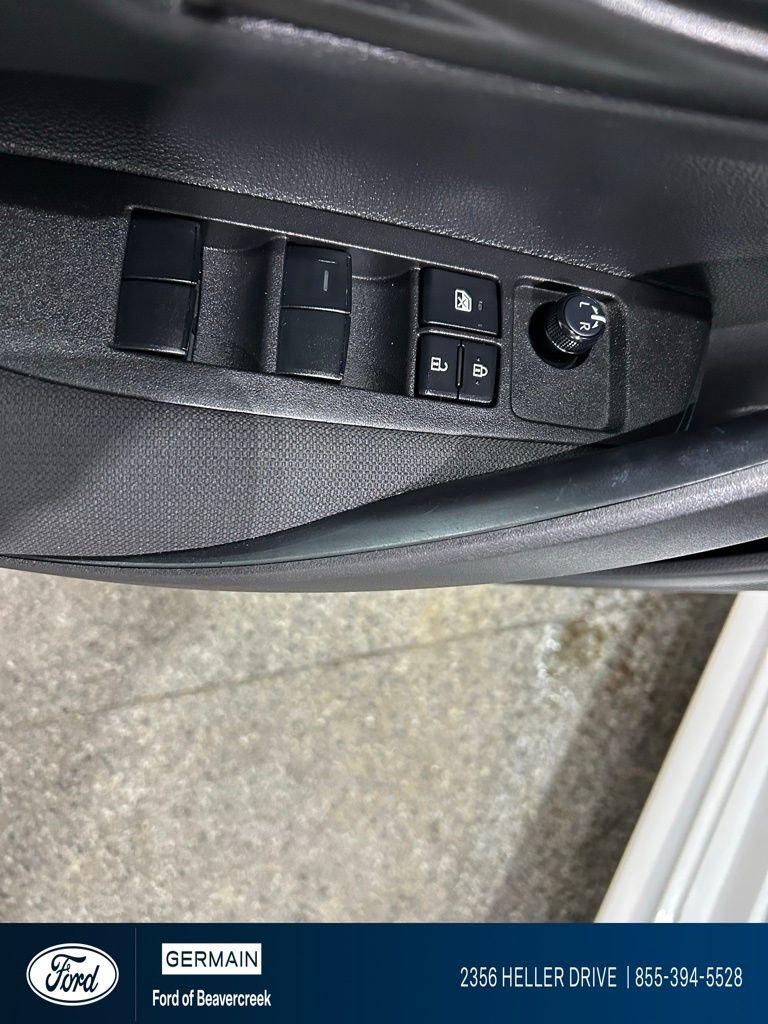 Used 2025 Toyota Corolla LE image 14