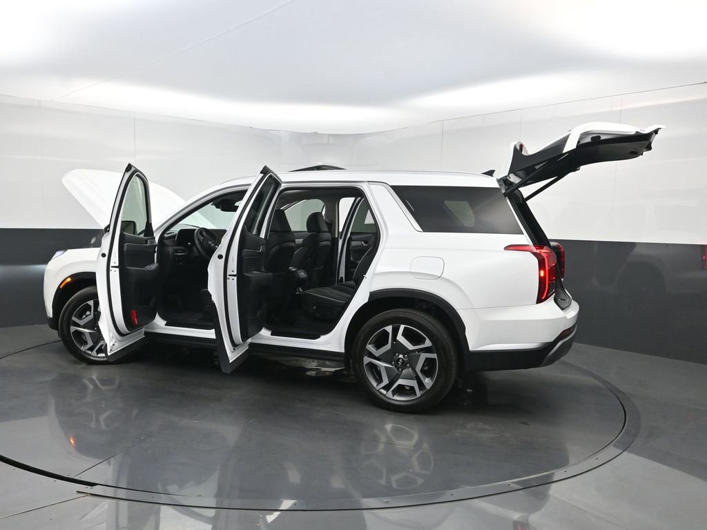 Used 2025 Hyundai Palisade SEL FWD image 41