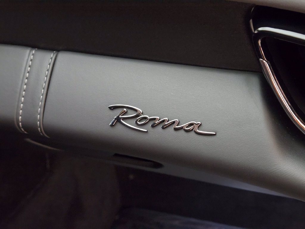 Used 2022 Ferrari Roma RWD image 29