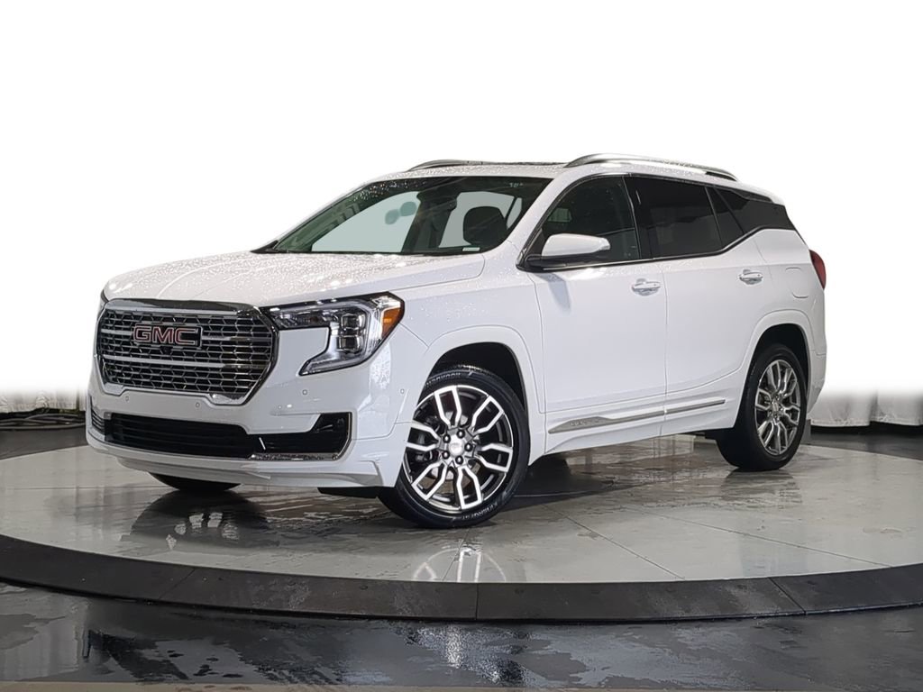 Used 2023 GMC Terrain Denali w/ Denali Premium Package