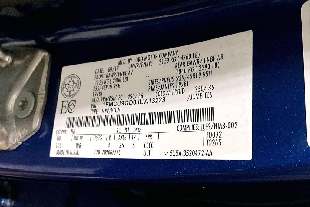 Used 2018 Ford Escape SE w/ SE Sport Appearance Package AWD/4WD image 18