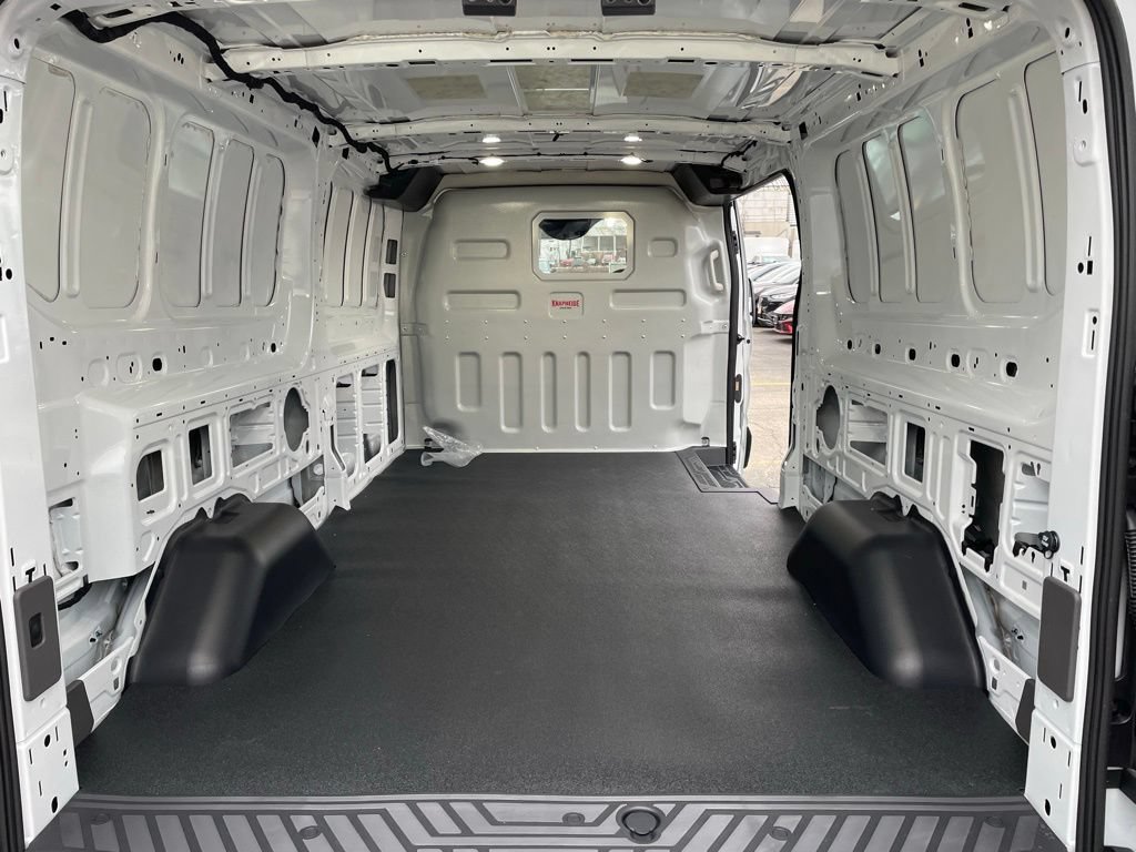 New 2026 Ford Transit 250 Low Roof AWD image 21