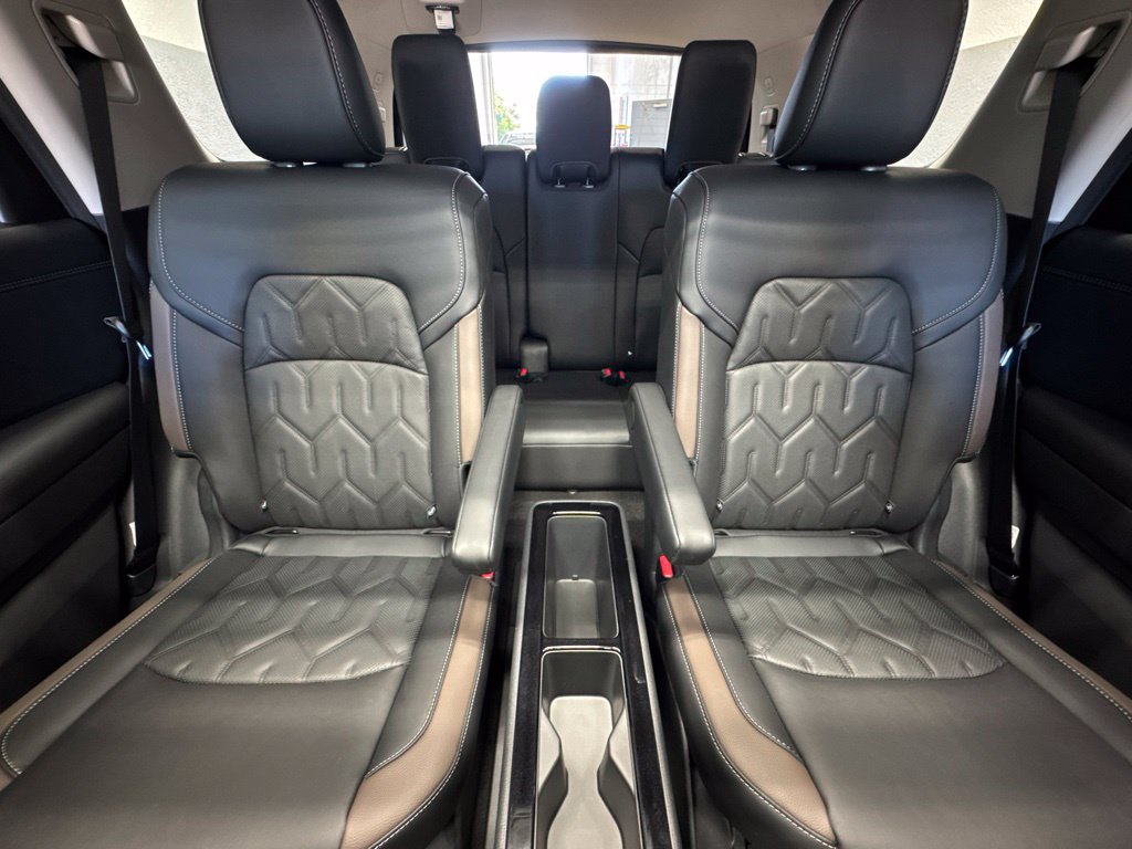 New 2026 Nissan Pathfinder Platinum AWD/4WD image 24