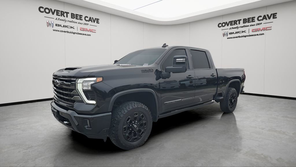Used 2024 Chevrolet Silverado 2500 High Country w/ Midnight Edition image 3