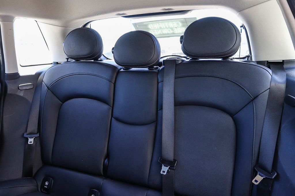 Used 2023 MINI Cooper 4-Door Hardtop image 26