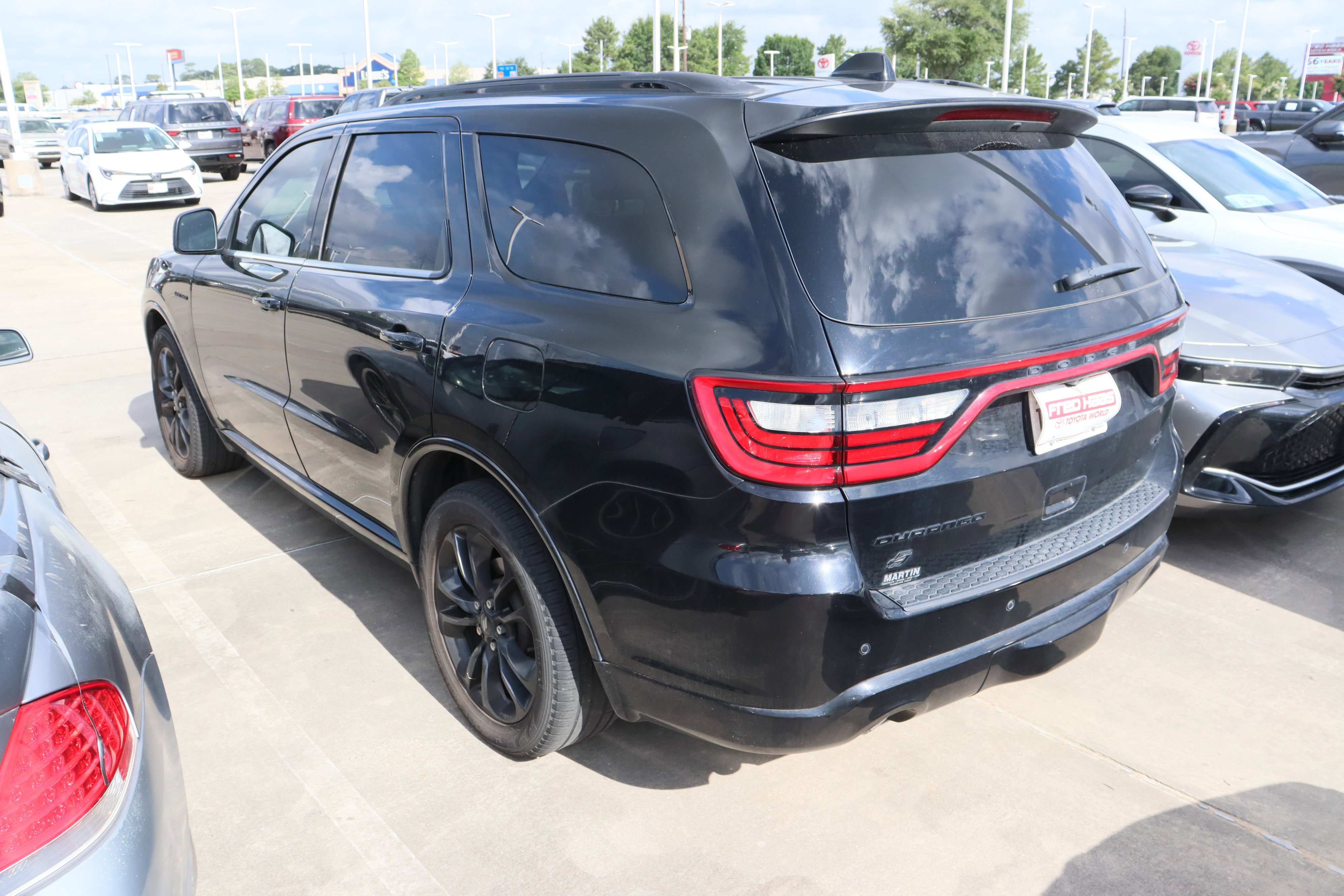 Used 2023 Dodge Durango R/T AWD/4WD image 7