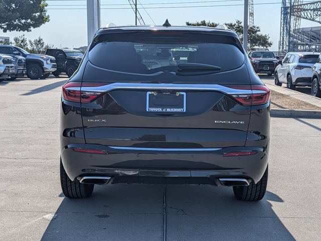 Used 2018 Buick Enclave Premium w/ Experience Buick Package FWD image 7