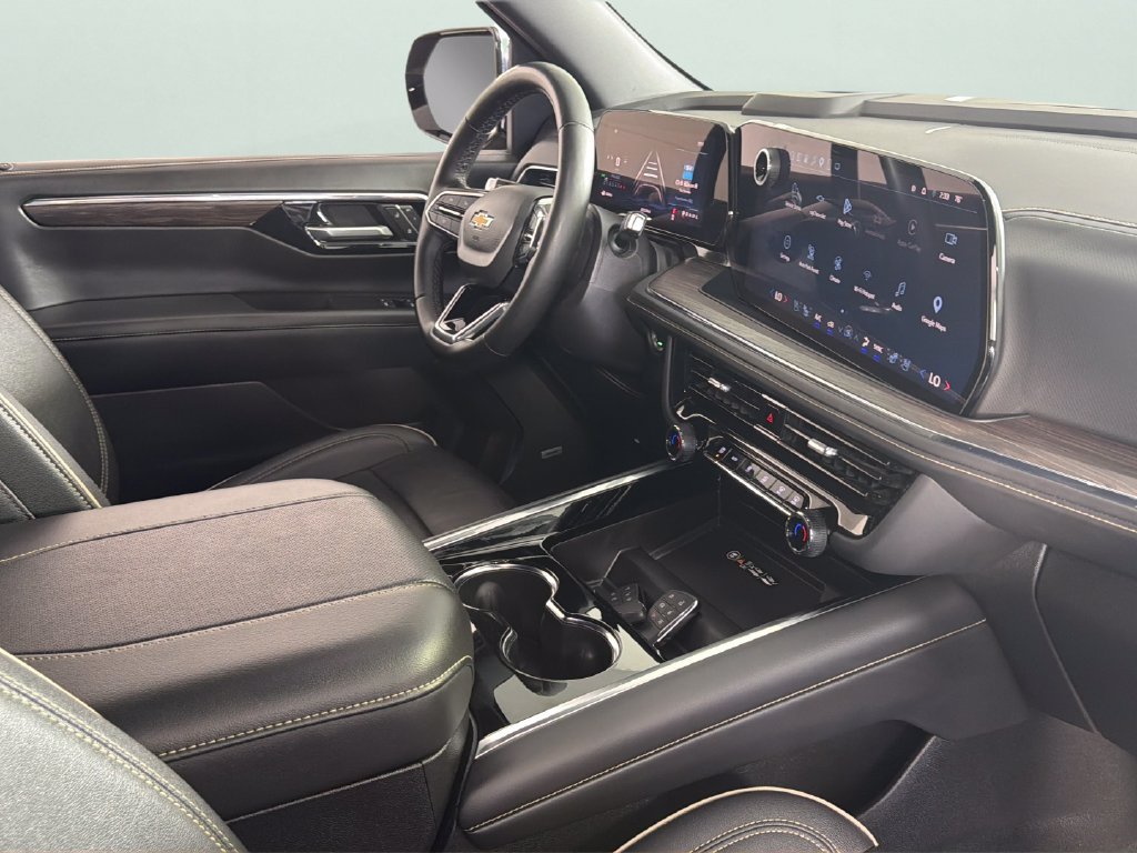Certified 2025 Chevrolet Suburban Premier RWD image 35