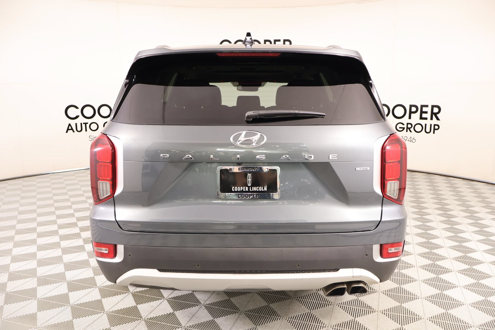 Used 2022 Hyundai Palisade SEL w/ 8P Bench Seat Package AWD/4WD image 25