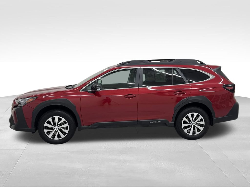 Certified 2025 Subaru Outback Premium AWD/4WD image 4
