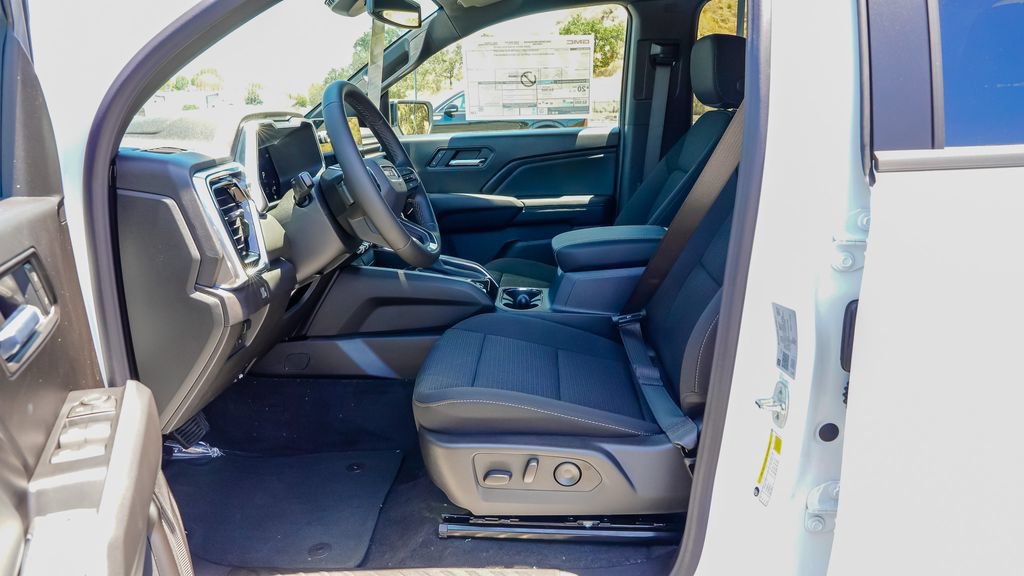 New 2026 GMC Canyon Elevation w/ Convenience Package RWD image 12