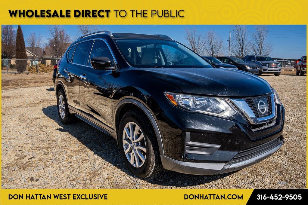 Used 2017 Nissan Rogue SV w/ SV Premium Package image 34